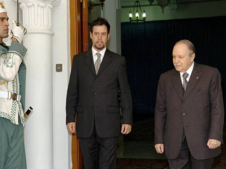 Le président algérien et l'ambassadeur belge (Photo APS / 09-09-2012)